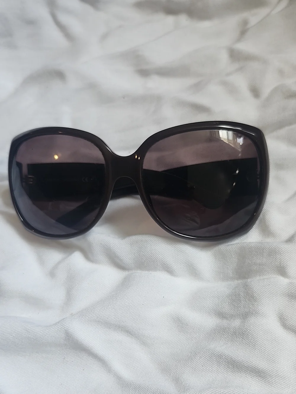 Yves Saint Laurent Oversized Black Women's Sunglasses